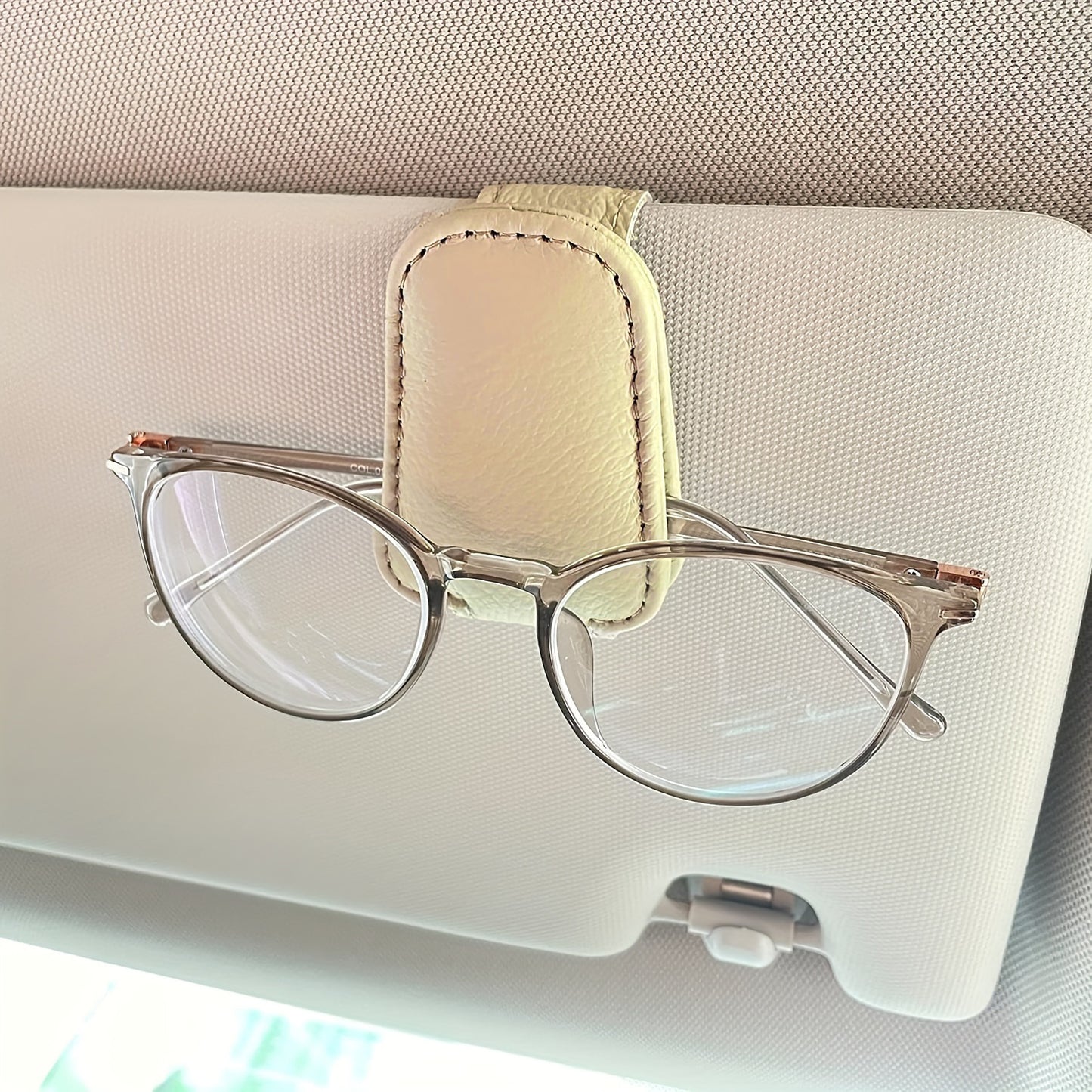 1pc Premium Magnetic PU Leather Car Visor Sunglasses Holder - Visor Accessories - Convenient Sunglasses Clip for Car Visor, Easy Access, Space-Saving, Durable Car Interior Visor Organizer