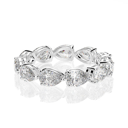 Diamond Ring With 7 Carats Diamond Set