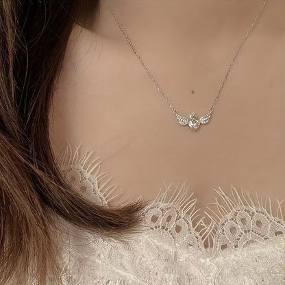 Elegant Angel Wings With Synthetic Gem Heart Pendant Necklace, Simple Style Crown Decor Ladies Fashion Jewelry