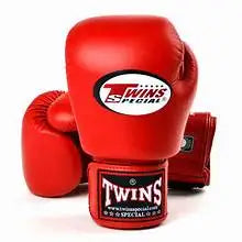 TWINS IP-300 Boxing Gloves Professional Muay Thai Training Sparing Fighting Gloves Top Grade Cowhide Leather Thick 4-Layer