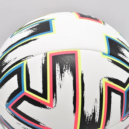 Classic Design Durable PU Soccer Ball Size 5 Machine Stitched Football for Outdoor Logo Exercise Ball Carton Wholesale Supplier