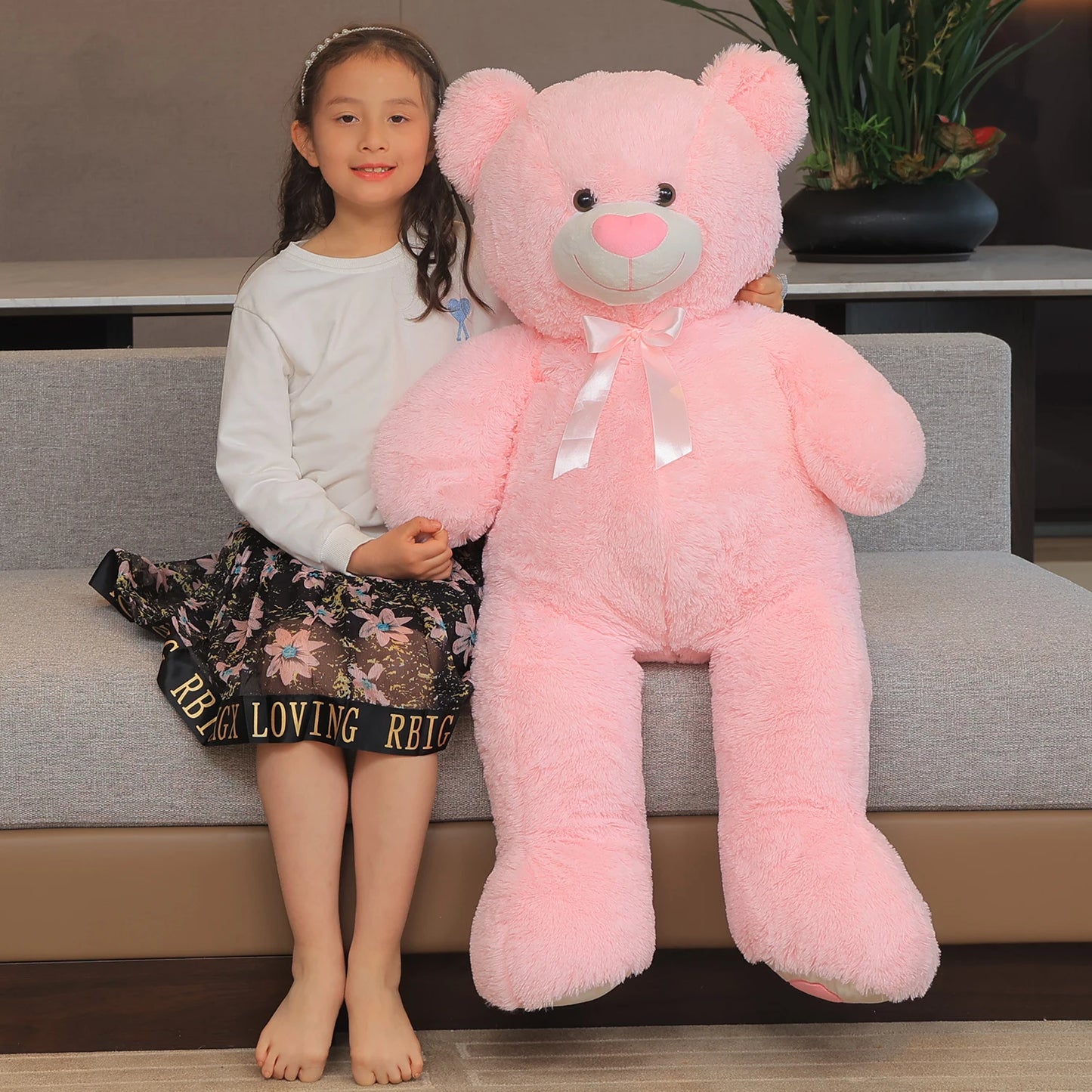 Factory Direct Sale 43-Inch Giant Soft Plush Stuffed Animal Teddy Bear Toy for Boyfriend Girlfriend Valentine's Day Gift