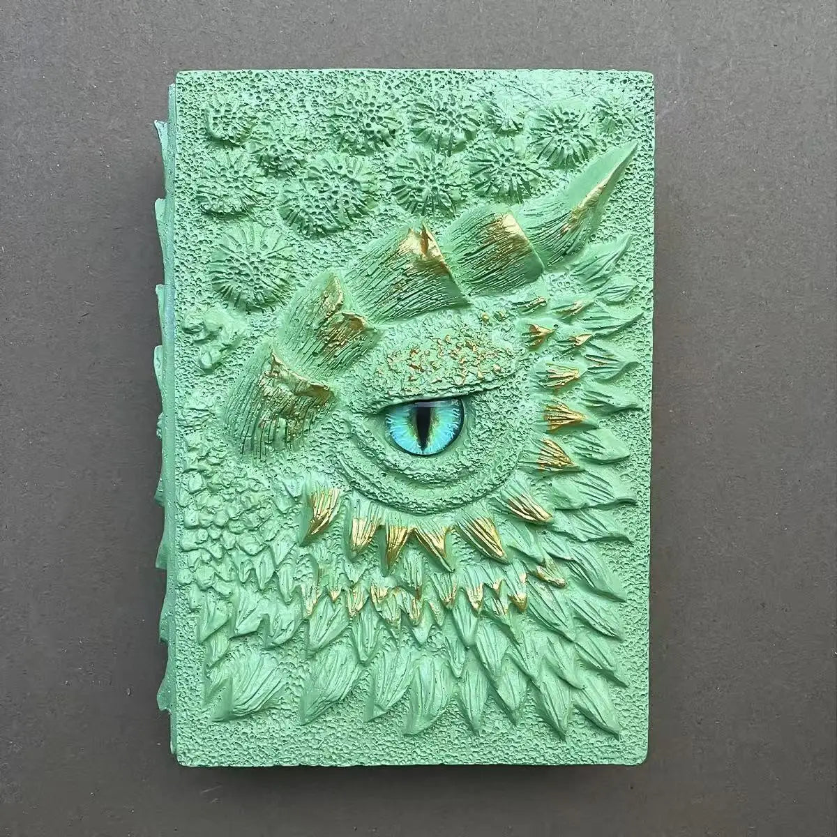 Hotselling One-eyed Dragon Notebook for Holiday Gifts GTB02 Wholesale 3D Eye Embossed Journal Notebook Resin Crafts