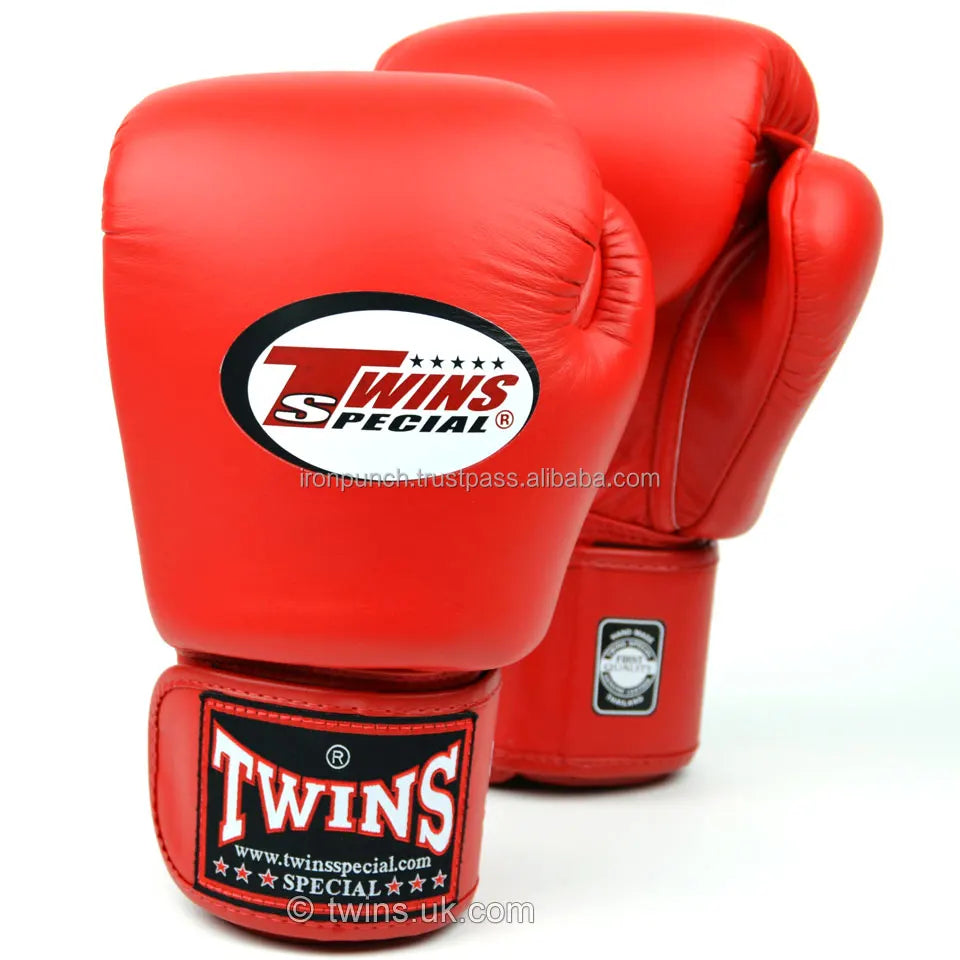 TWINS IP-300 Boxing Gloves Professional Muay Thai Training Sparing Fighting Gloves Top Grade Cowhide Leather Thick 4-Layer